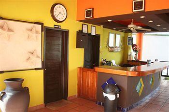 رينكون دي غوايابيتوس Hotel Villa Flores المظهر الخارجي الصورة